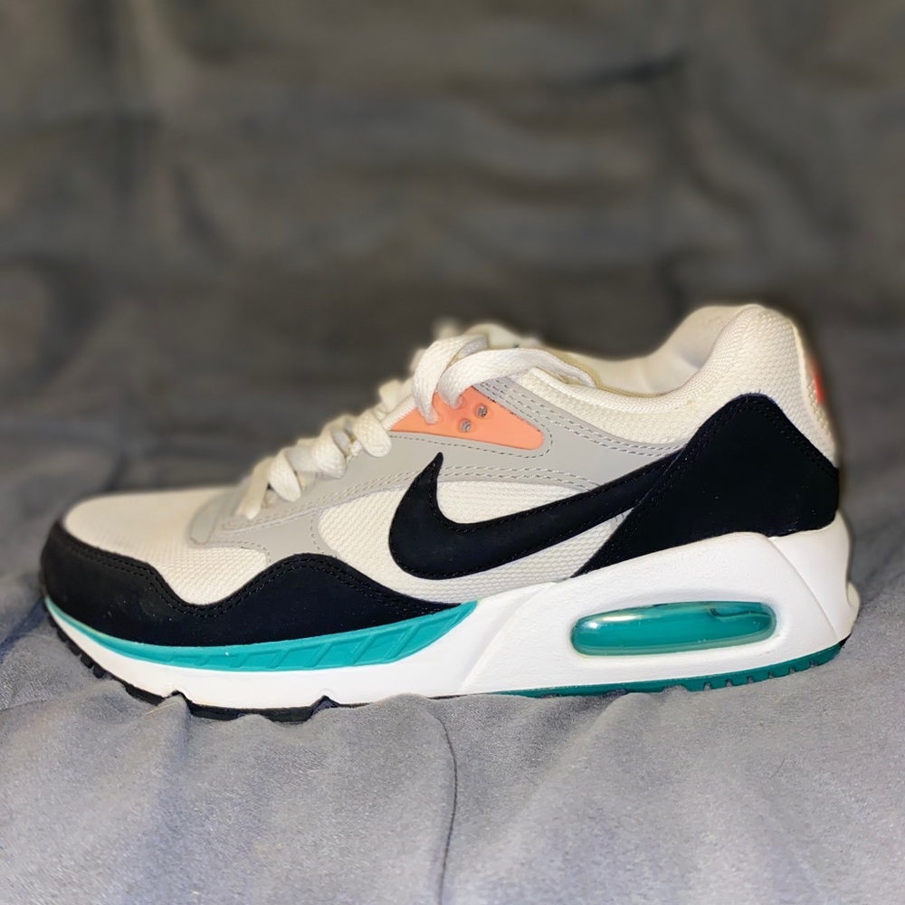 Nike Air Max Correlate Mango